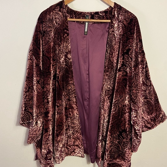 Plenty by Tracy Reece Velvet Drapey Cardigan - Picture 2 of 8